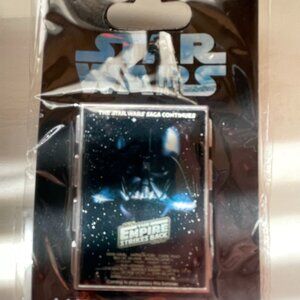 BRAND NEW DISNEY STAR WARS MOVIE POSTER PIN